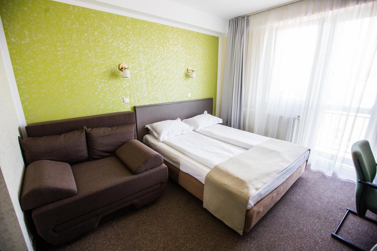 Hotel Seneca Baia Mare Exterior foto