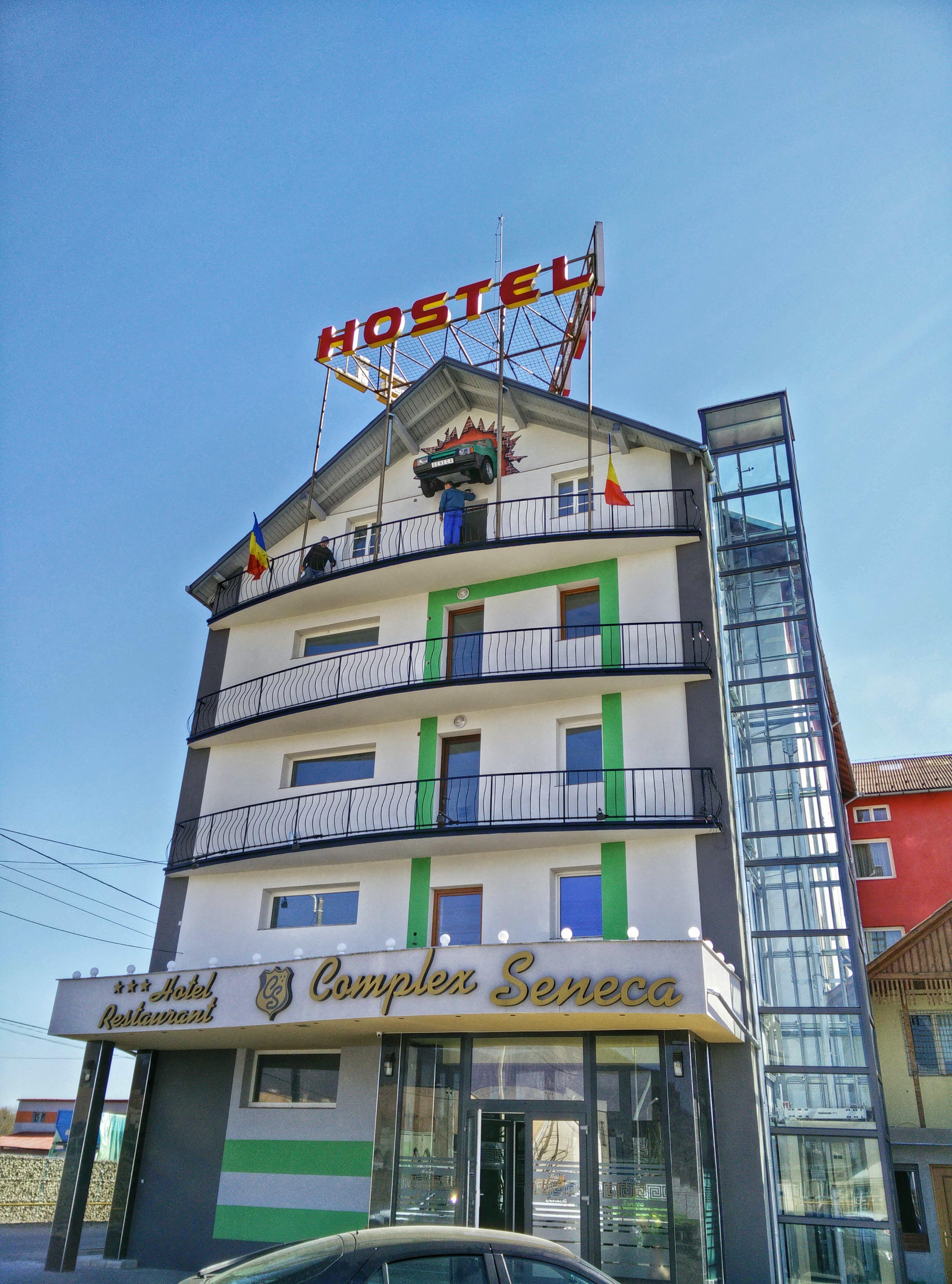 Hotel Seneca Baia Mare Exterior foto