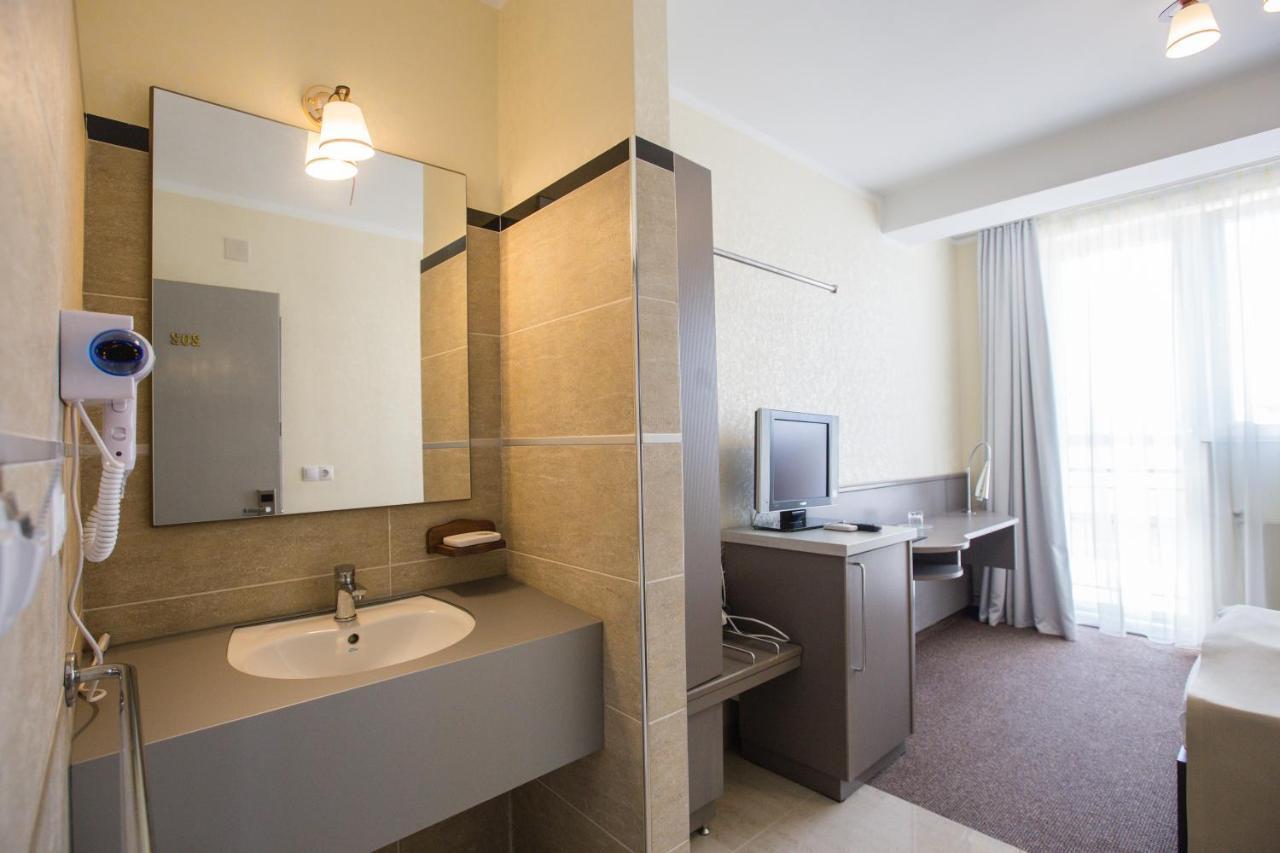 Hotel Seneca Baia Mare Exterior foto